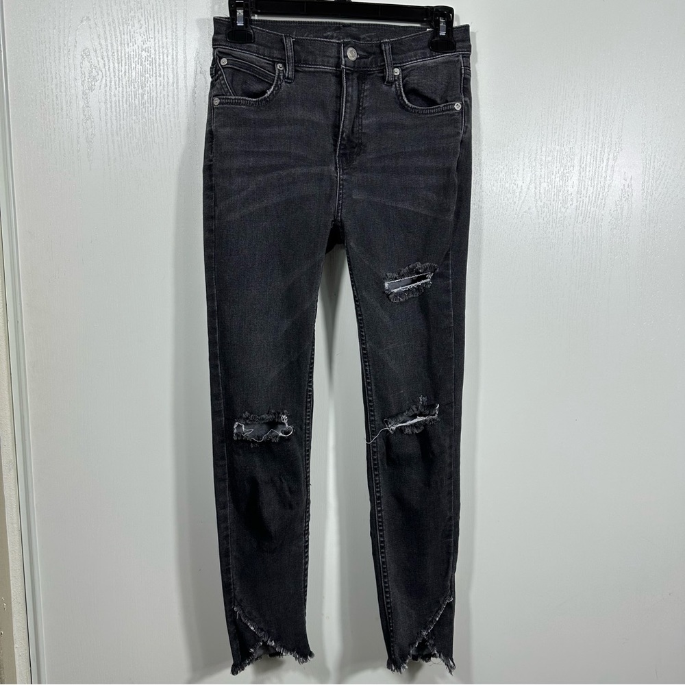 Free People We The Free Gray Distressed Hem Jeans Size 25